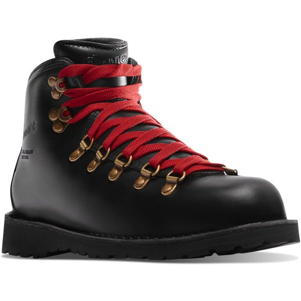 Danner Mountain Pass Boots - Black Danner Mountain Pass Boots - Black