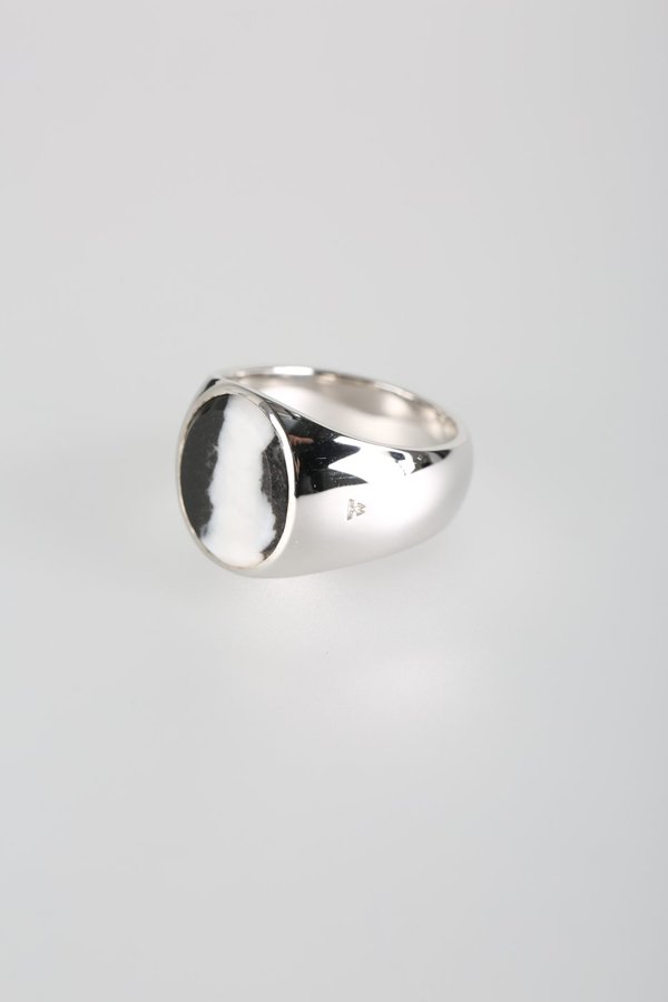 Tom-Wood-Oval-Zebra-ring--- 