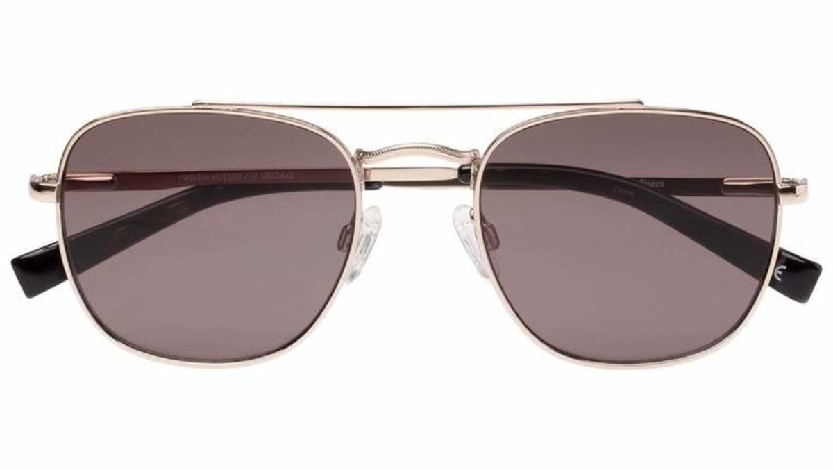 Le Specs Harlem Hustler Matte Black Sunglasses NWT Le Specs Harlem Hustler Sunglasses | Garmentory main image 3