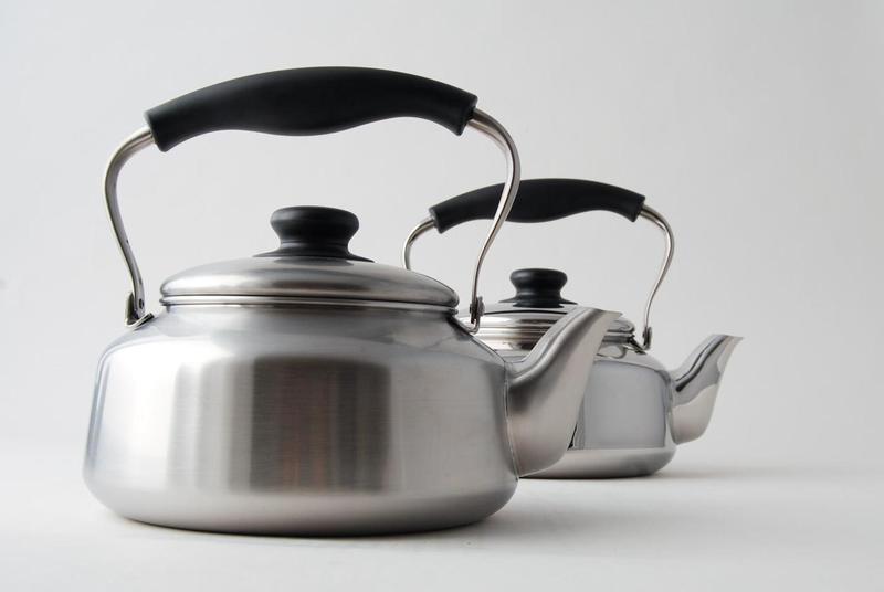 Sori Yanagi STAINLESS STEEL 2.5 Liter KETTLE - MATTE