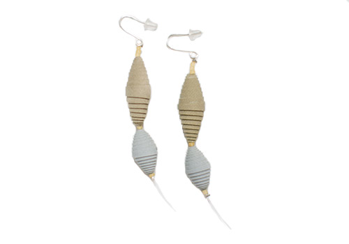 Dos Riberas Bicho CANASTO Earrings - Beige Dos Riberas Bicho CANASTO Earrings - Beige