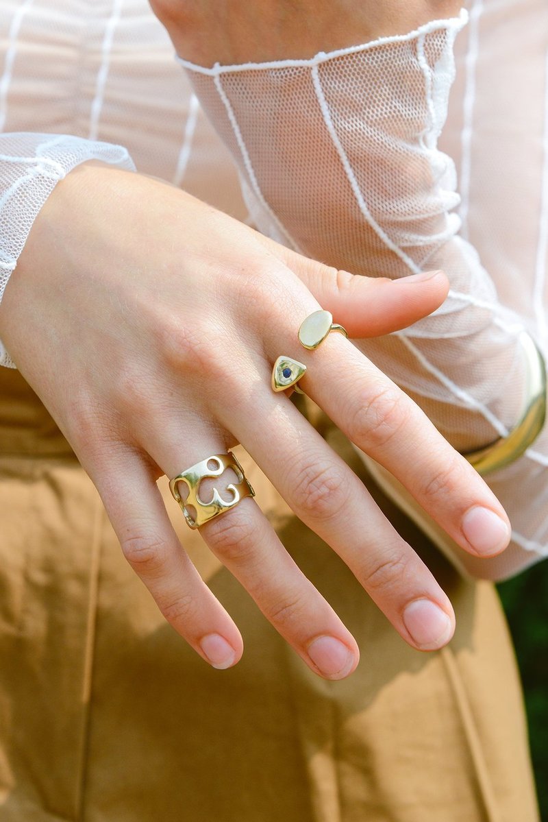 Seaworthy Poppy Ring with Stone
