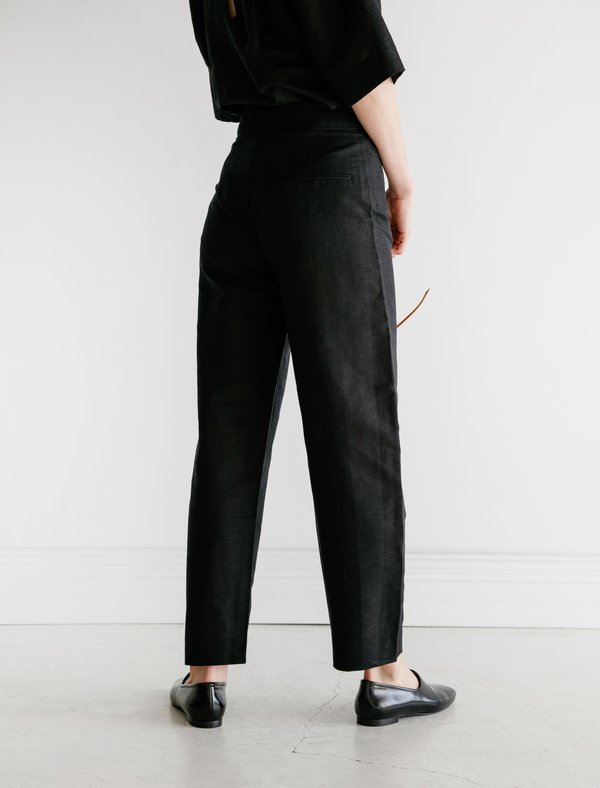 Totême Novara Linen Trousers - Black | Garmentory