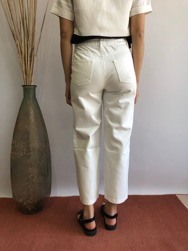 assembly label straight leg jean