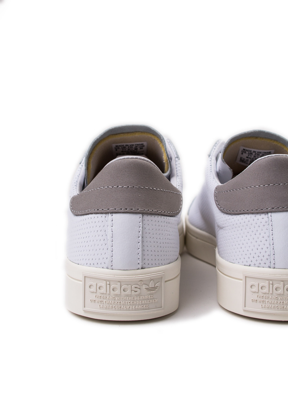 adidas court vantage white