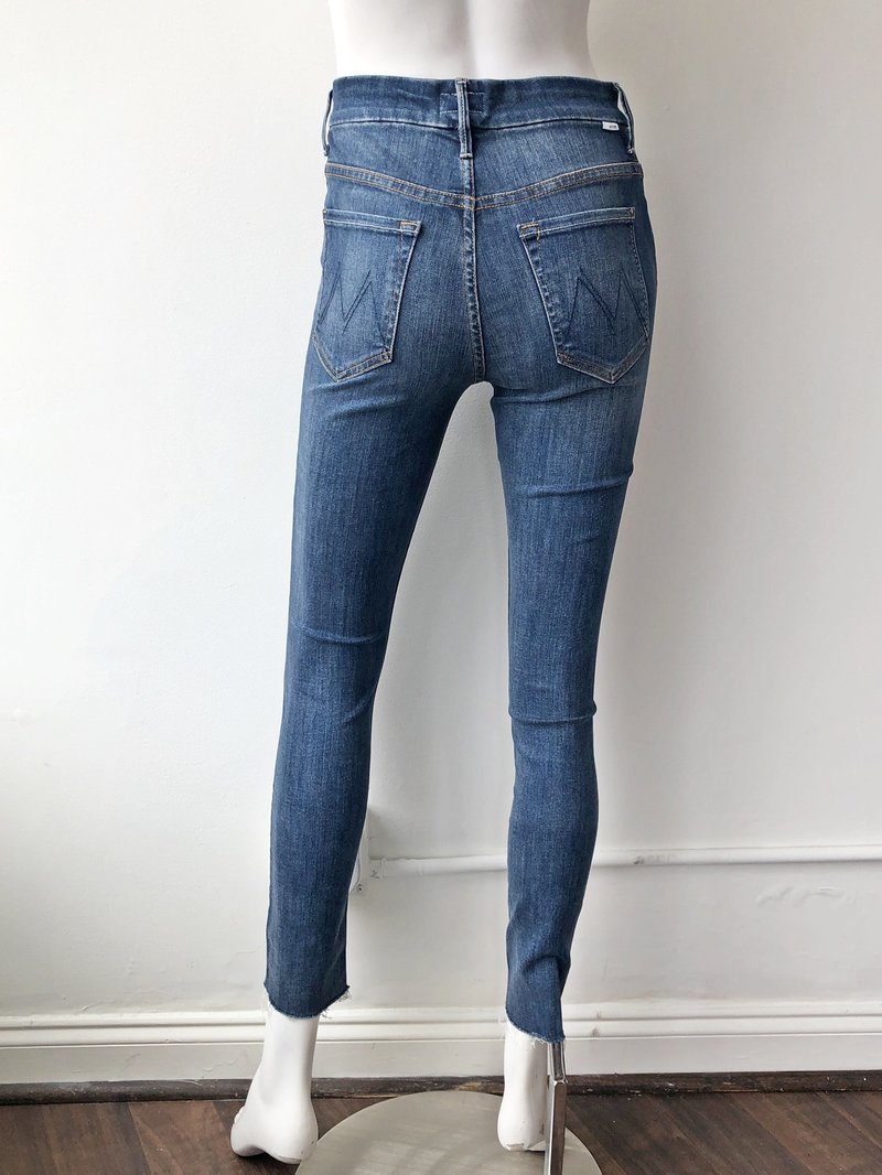 【在庫◎】Mother Denim Looker Ankle Step Fray Khaki MOTHER High Waisted Looker Ankle Fray Wash: Khaki Size 27