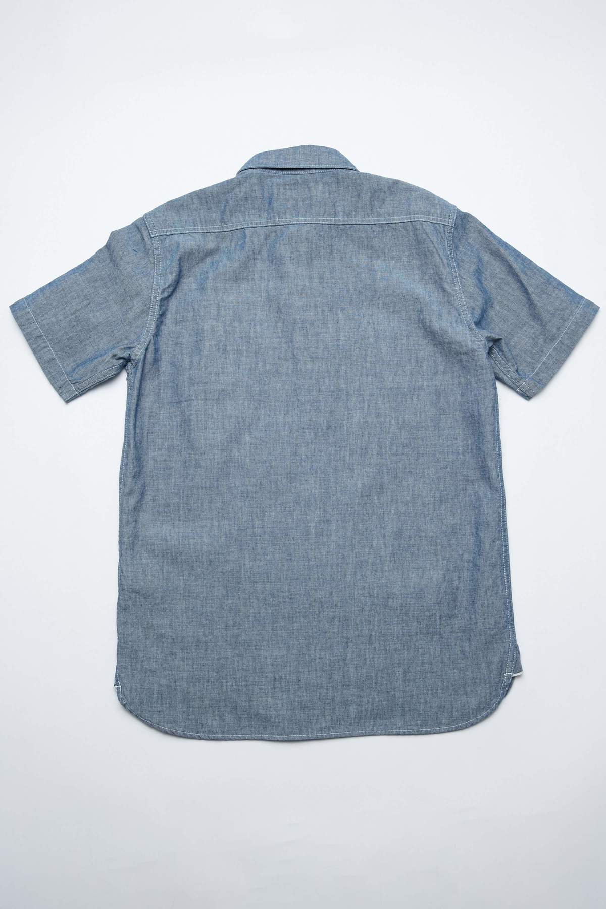 トップス BEAMS PLUS WORK Short Sleeve Chambray M BEAMS PLUS - Chambray Short Sleeve Work Shirt in Blue