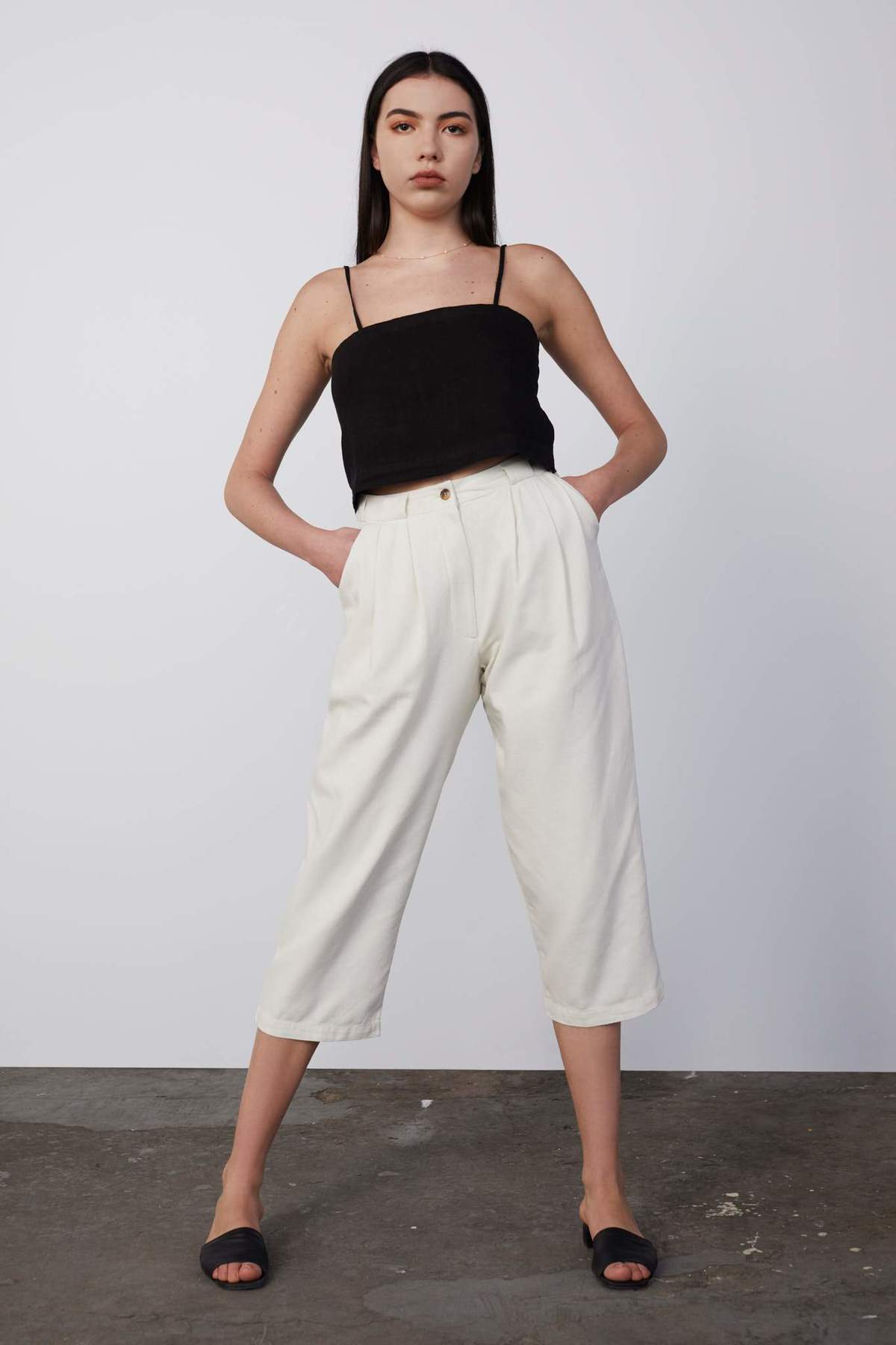 Decade Studio Rachel - Ivory - Image 2 of 9