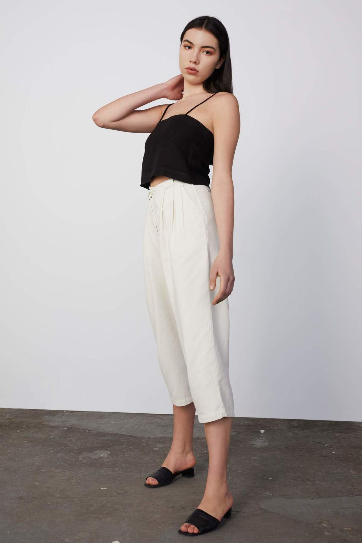 Decade Studio Rachel - Ivory - Image 6 of 9