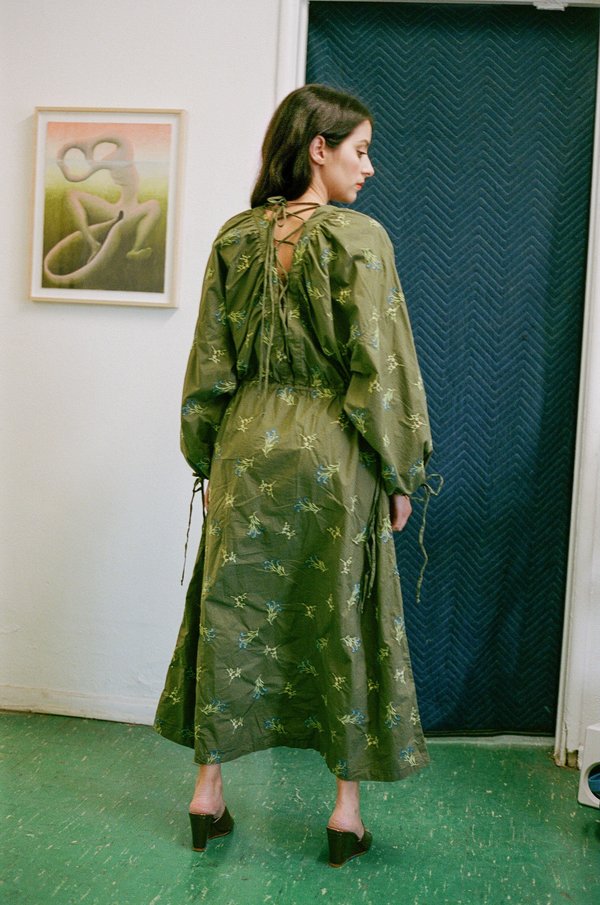 assi dress in green vintage floral Elsie Floral Midi Dress main image 0