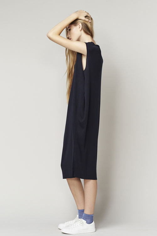 ACHRO COCOON SHAPED SWEATER DRESS WITH FOLDED SIDES - NAVY ACHRO COCOON SHAPED SWEATER DRESS WITH FOLDED SIDES - NAVY