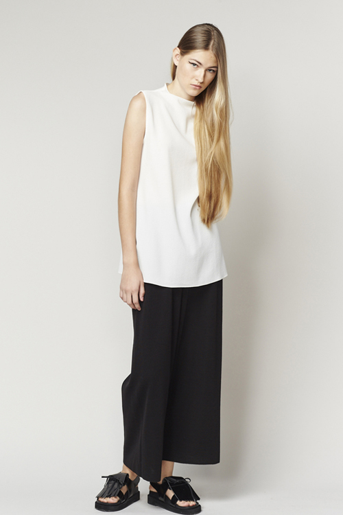 ACHRO RIBBED WAIST KNIT PANTS - BLACK ACHRO RIBBED WAIST KNIT PANTS - BLACK