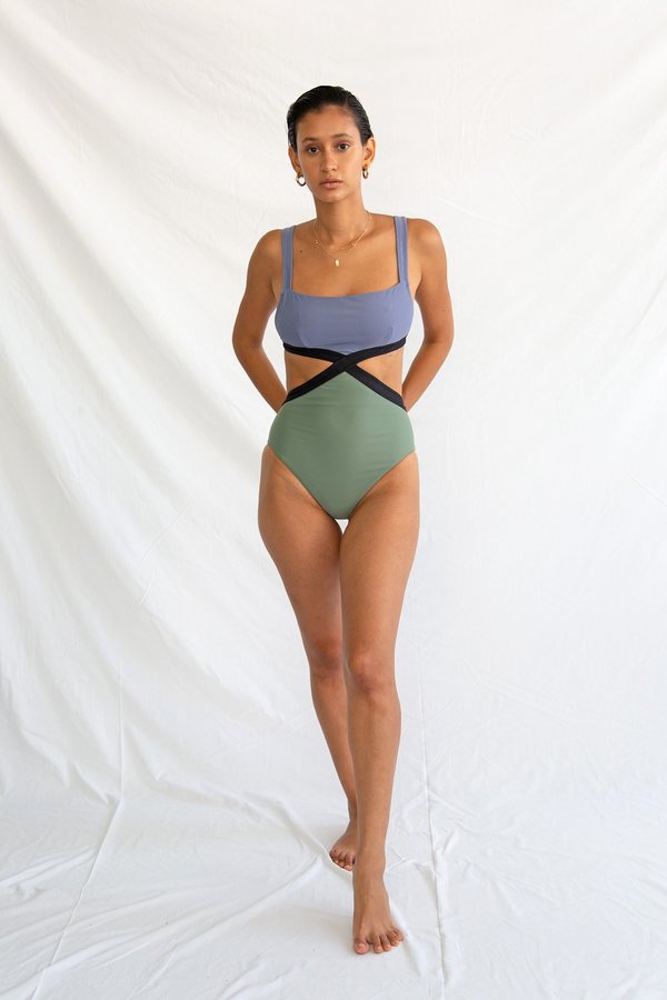 Galamaar Braxton One-Piece - MULTI Galamaar Braxton One-Piece - MULTI