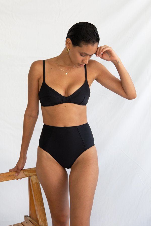 Galamaar Simone Retro Top - NOIR Galamaar Simone Retro Top - NOIR