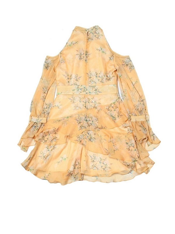 not your rose off shoulder dress Somewhere in the city, wearing our off-shoulder blouse and long skirt