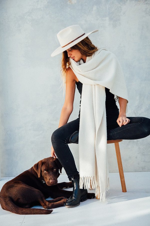 Pampa Puna Oversized Scarf - Natural Pampa Puna Oversized Scarf - Natural