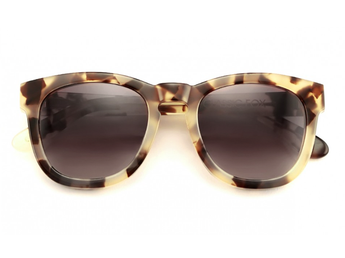 Wildfox Couture Classic Fox Frame | Garmentory display picture 1