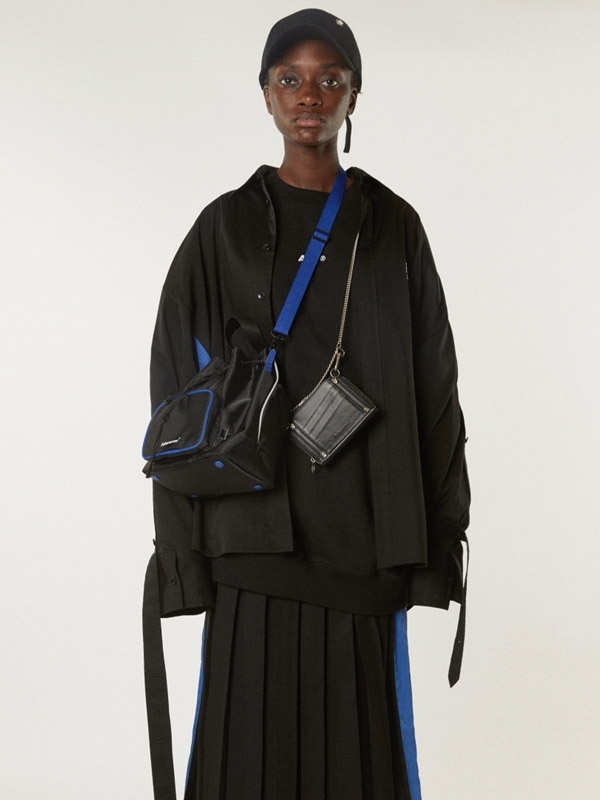 ADER ERROR Peanut Bag - Noir | Garmentory 