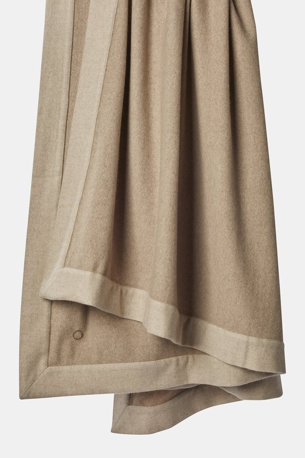 Oyuna Etra Heavyweight Timeless Luxury Cashmere Throw - Melange Taupe/Beige Oyuna Etra Heavyweight Timeless Luxury Cashmere Throw - Melange Taupe/Beige