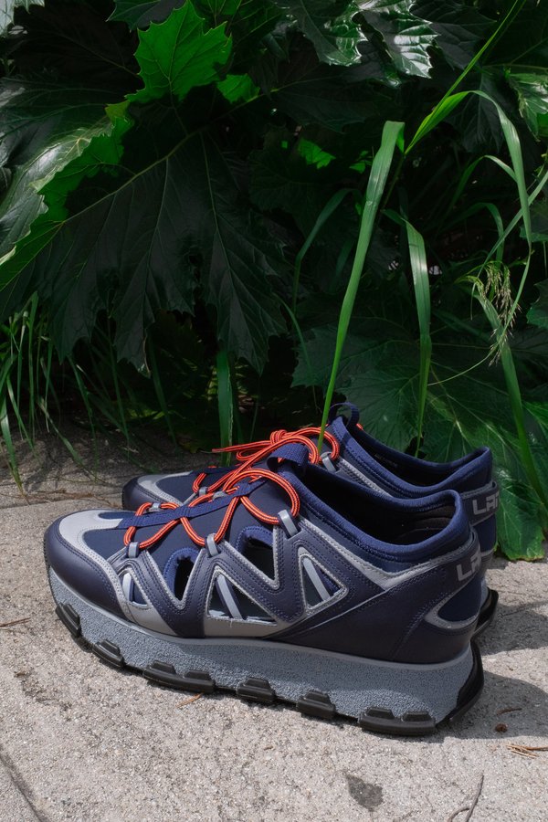 black lanvin runners