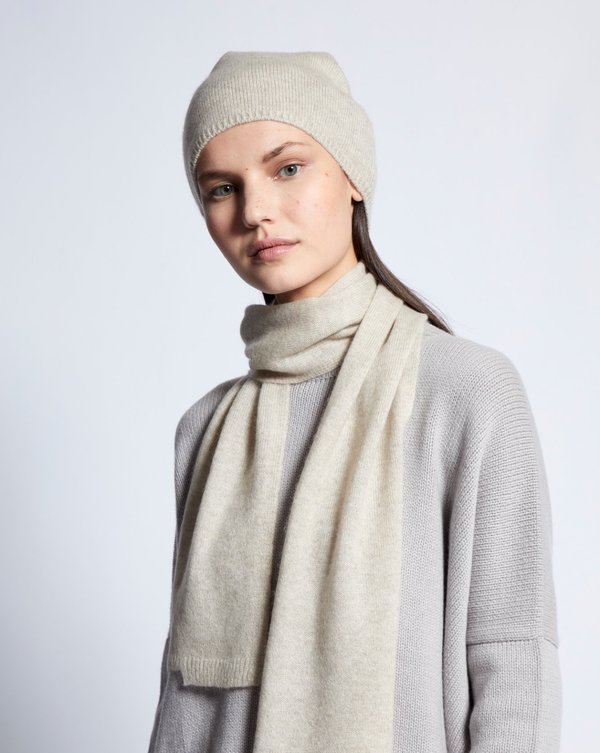 Oyuna Ika Cashmere Hat - Beige Oyuna Ika Cashmere Hat - Beige