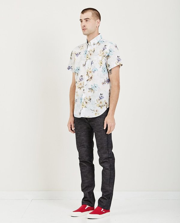 Naked & Famous SHORT SLEEVE FLOWERS PAINTING EASY SHIRT - WHITE Naked & Famous SHORT SLEEVE FLOWERS PAINTING EASY SHIRT - WHITE