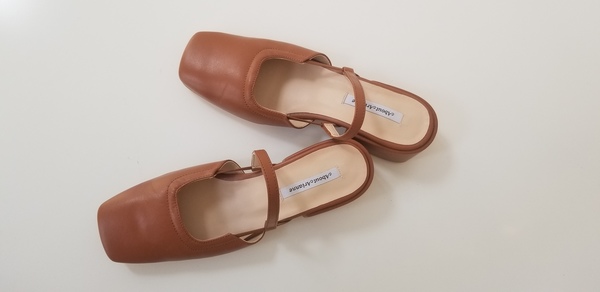 About Arianne Estela Heel About Arianne Estela Heel