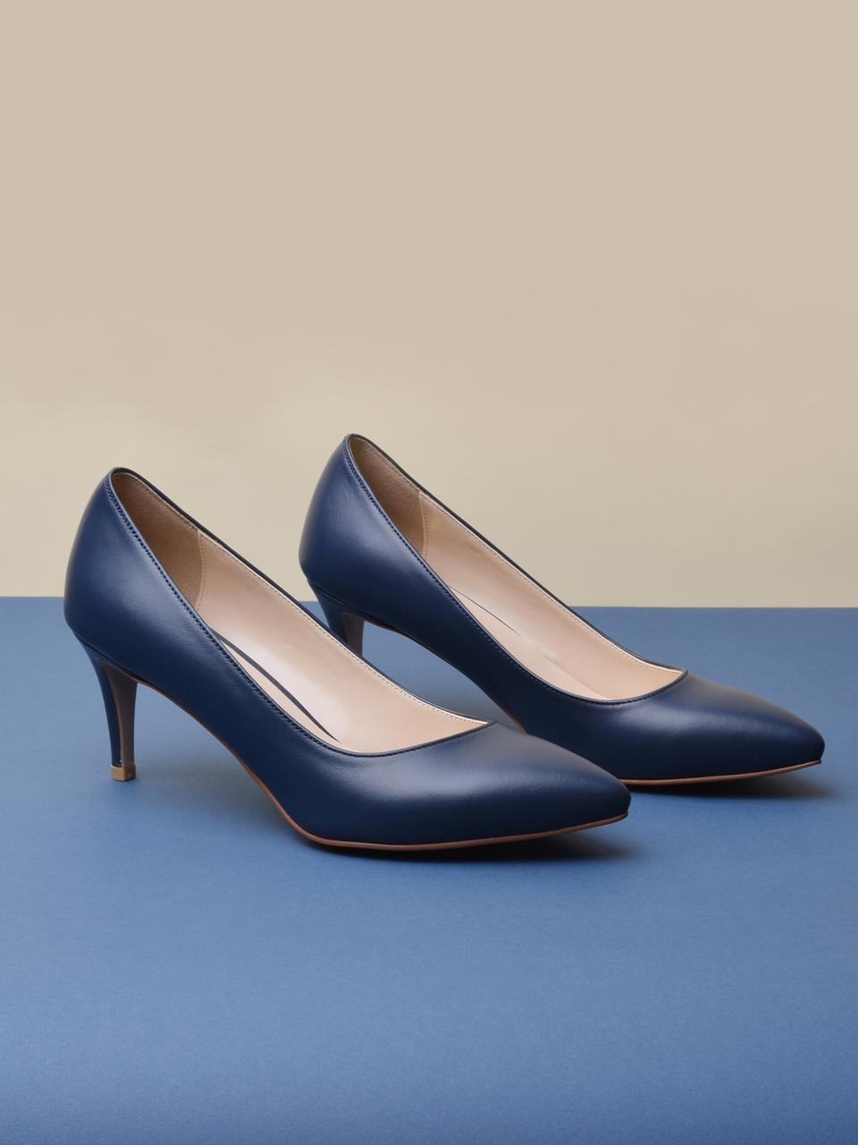 navy stiletto