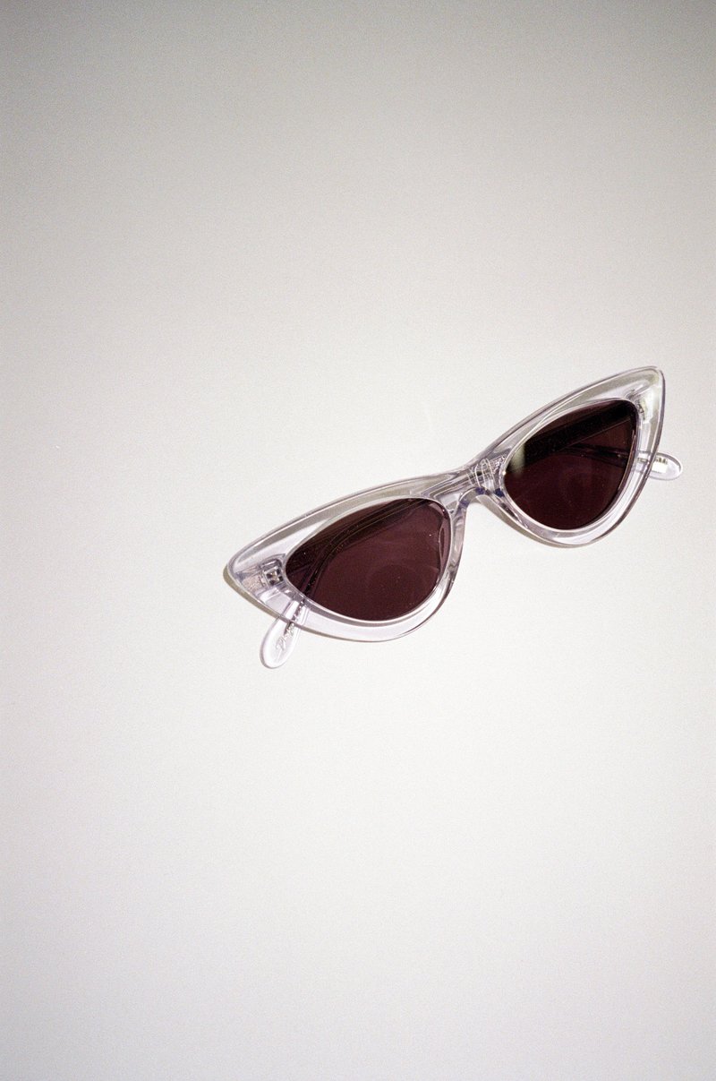 Chimi Litchi #006 - Clear | Garmentory display picture 3