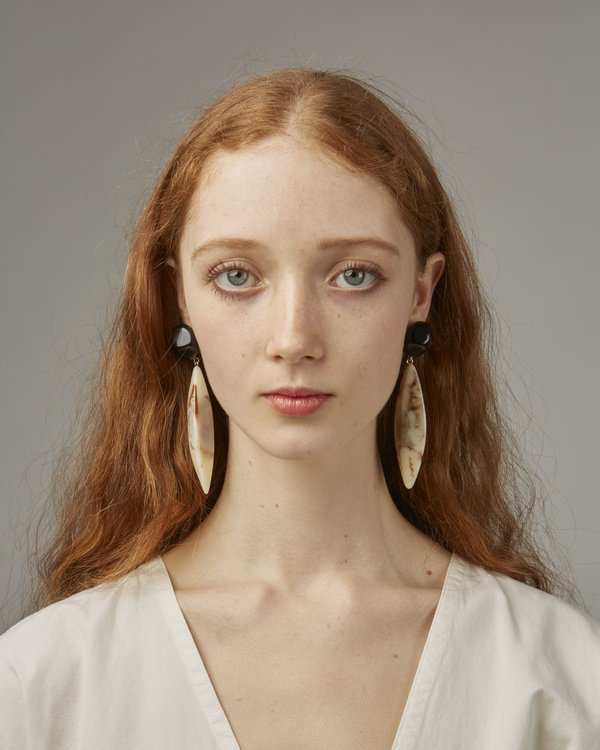 Valet Margot Earrings - Black/Ivory Valet Margot Earrings - Black/Ivory