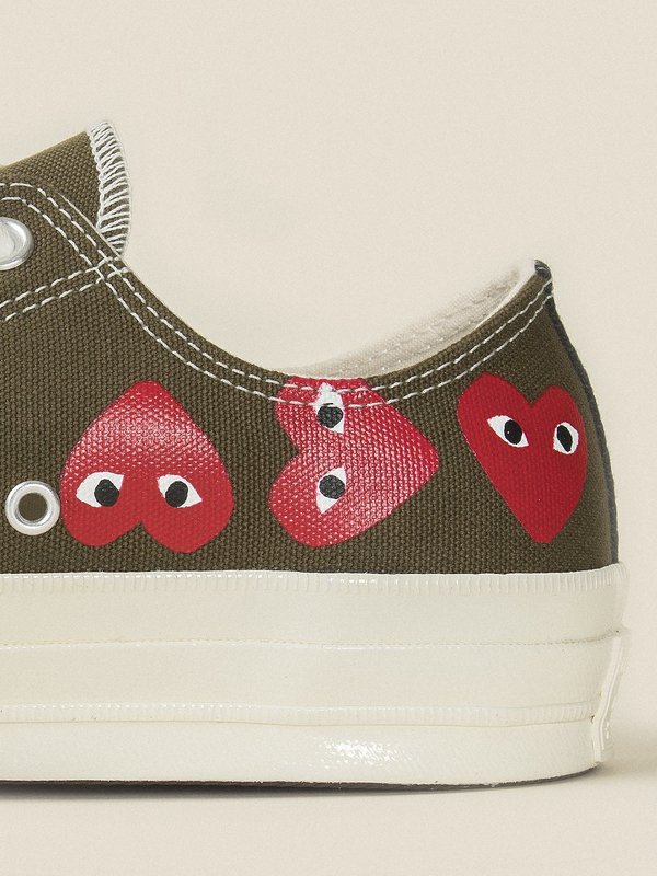 COMME DES GARCONS PLAY x CONVERSE Chuck 70 Multi Heart Fir Green (Low) COMME DES GARCONS PLAY x CONVERSE Chuck 70 Multi Heart Fir Green (Low)