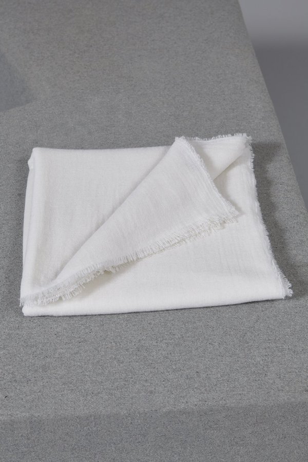 Oyuna Esra Finely Woven Light Cashmere Travel Throw - Ivory Oyuna Esra Finely Woven Light Cashmere Travel Throw - Ivory