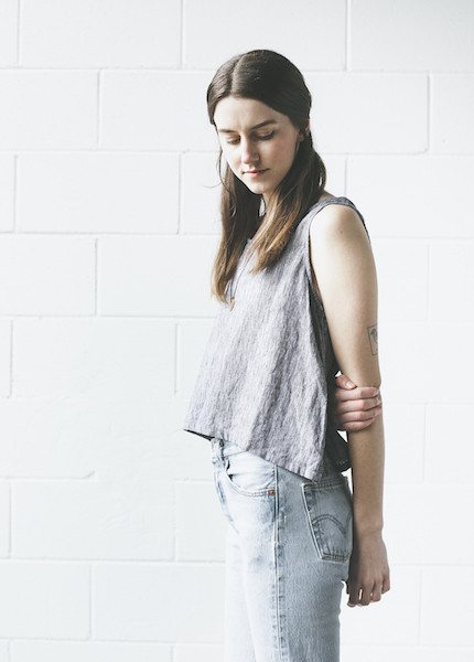 Me & Arrow - Basic Short Tank in Black Bark Me & Arrow - Basic Short Tank in Black Bark