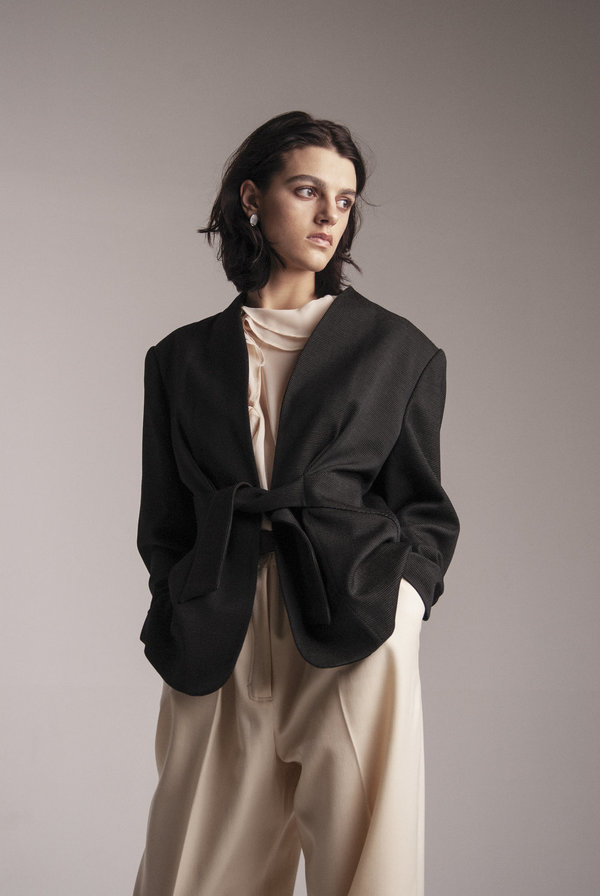 VINTAGE K M by L A N G E MICRO DOT KNOT BLAZER - BLACK VINTAGE K M by L A N G E MICRO DOT KNOT BLAZER - BLACK