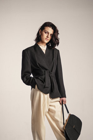 VINTAGE K M by L A N G E MICRO DOT KNOT BLAZER - BLACK VINTAGE K M by L A N G E MICRO DOT KNOT BLAZER - BLACK