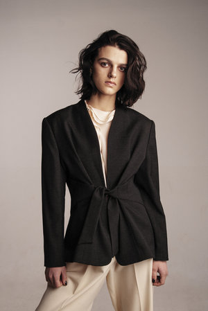 VINTAGE K M by L A N G E MICRO DOT KNOT BLAZER - BLACK VINTAGE K M by L A N G E MICRO DOT KNOT BLAZER - BLACK