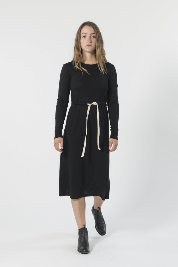 GOOD STUDIOS AUSTRALIAN MERINO DRAWSTRING DRESS GOOD STUDIOS AUSTRALIAN MERINO DRAWSTRING DRESS