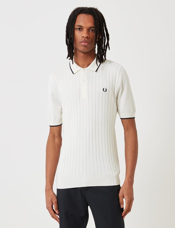 【FRED PERRY】Textured Front Knitted Shirt Fred Perry Textured Front Knit T-Shirt