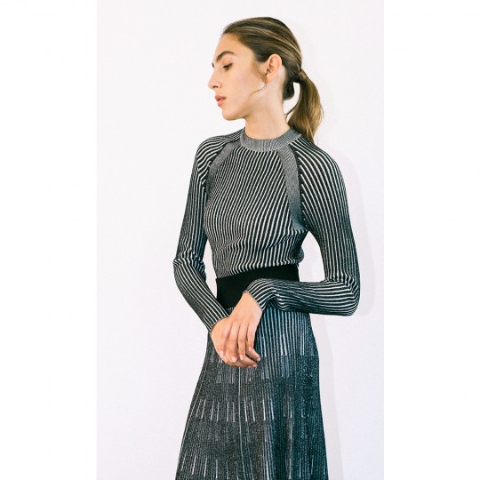 Pari Desai Nina Two-Tone Raglan Black / White Pari Desai Nina Two-Tone Raglan Black / White