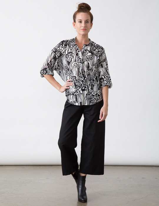 SBJ Austin Isabel Top in Black/White Swirl SBJ Austin Isabel Top in Black/White Swirl