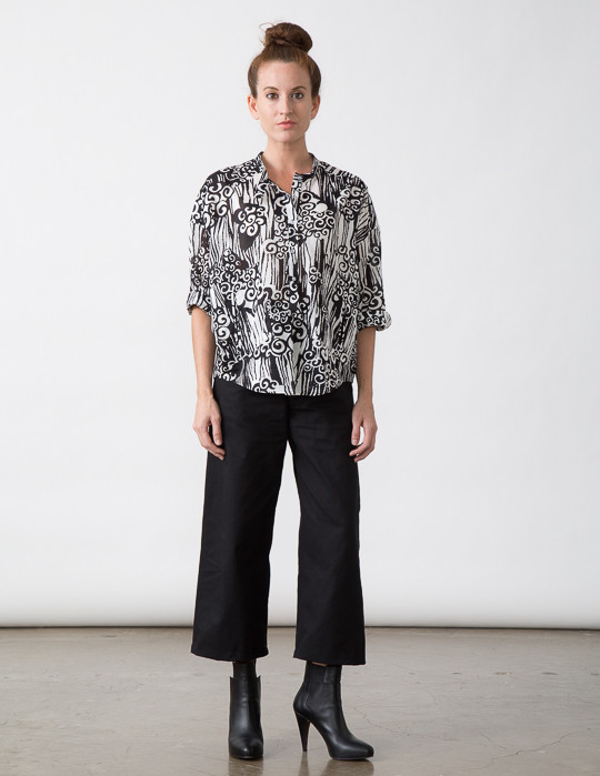 SBJ Austin Isabel Top in Black/White Swirl SBJ Austin Isabel Top in Black/White Swirl