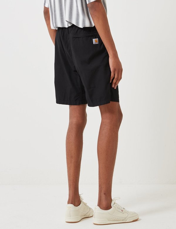 パンツ Carhartt WIP / CLOVER SHORT [BLACK] CARHARTT WIP Clover Shorts - Black | Garmentory