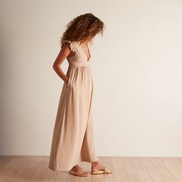 The Odells Flutter Sleeve Dress - Sabbia The Odells Flutter Sleeve Dress - Sabbia