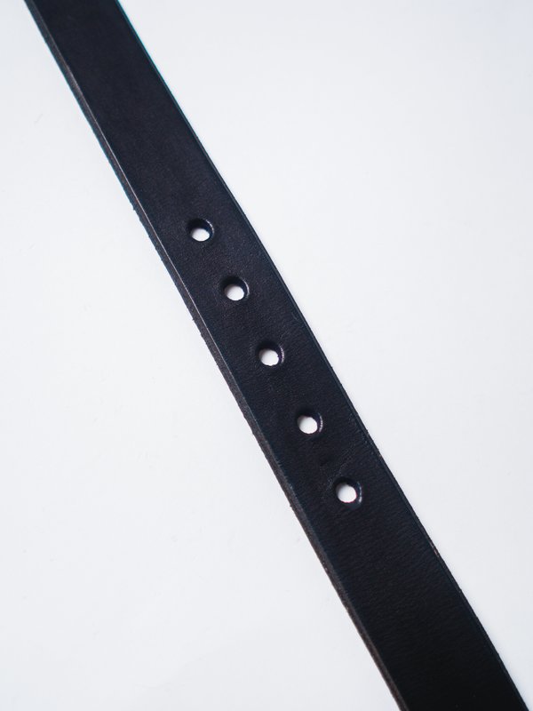 CAUSE AND EFFECT FLAT 1 1/4" LEATHER BELT - BLACK CAUSE AND EFFECT FLAT 1 1/4" LEATHER BELT - BLACK