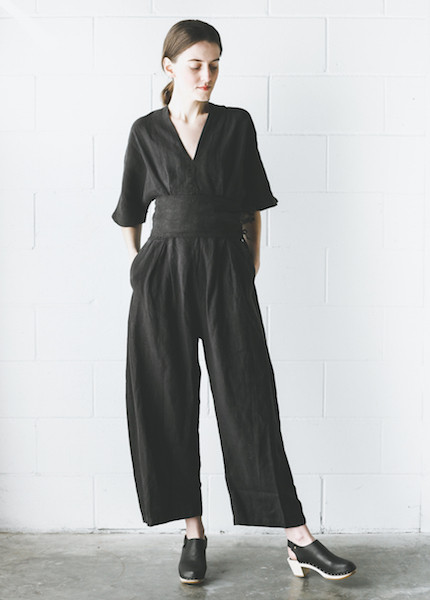 Black Crane - V-Neck Jumper in Black Black Crane - V-Neck Jumper in Black
