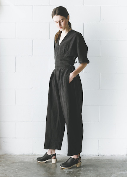 Black Crane - V-Neck Jumper in Black Black Crane - V-Neck Jumper in Black
