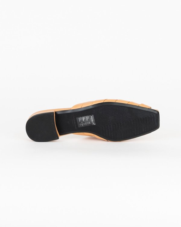 Vagabond Shoemakers Nikki Mules - Beige Vagabond Shoemakers Nikki Mules - Beige