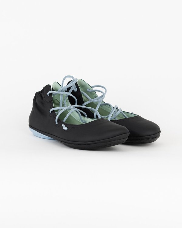 Camper Right Nina Flats Camper Right Nina Flats