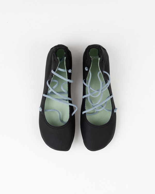 Camper Right Nina Flats Camper Right Nina Flats