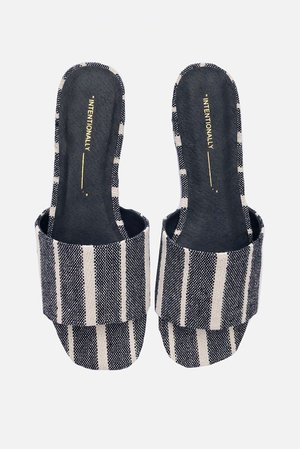 "INTENTIONALLY __________." Jessica Sandal "INTENTIONALLY __________." Jessica Sandal